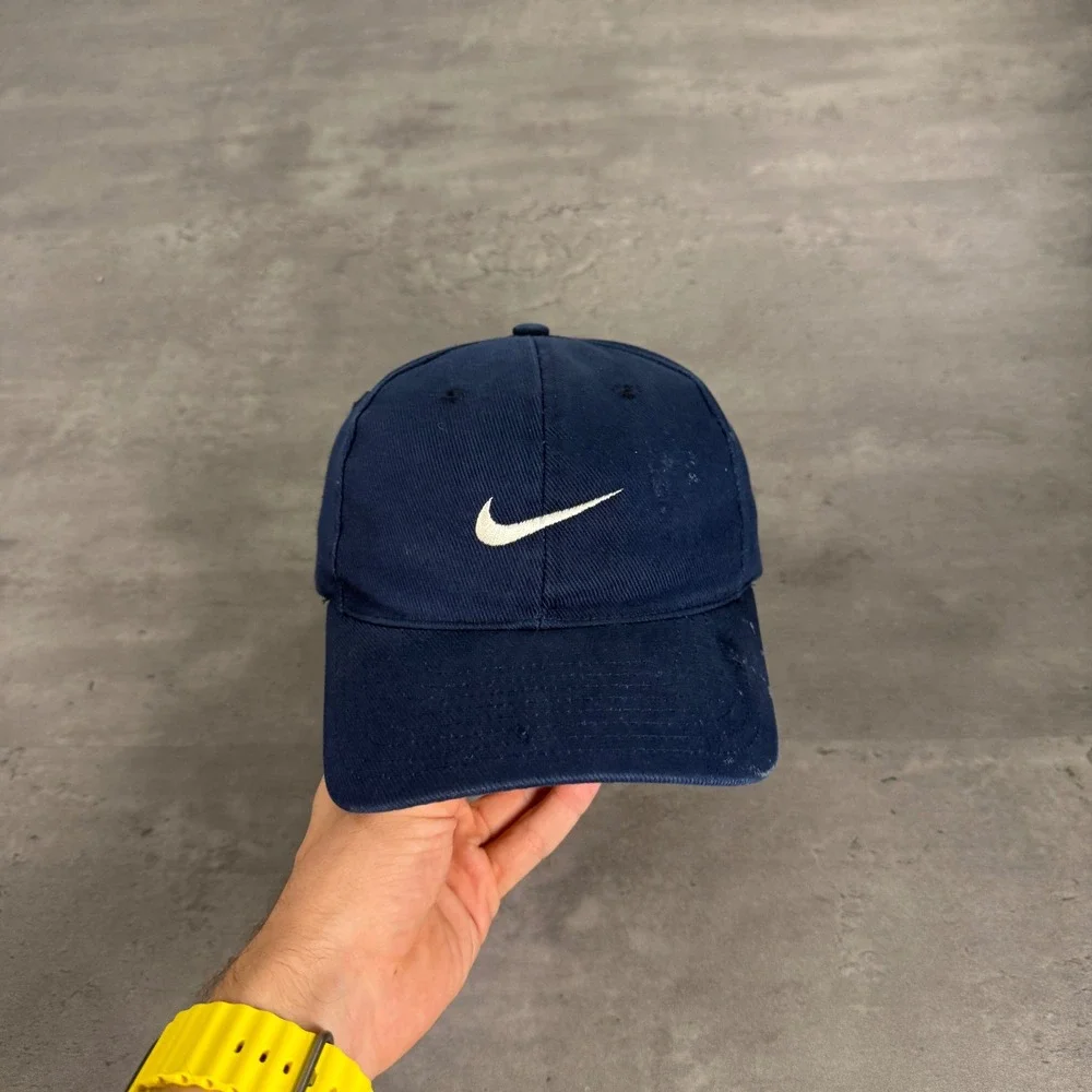 Vintage Nike Snapback Hat Baseball Cap Distressed Navy Blue Embroidered Swoosh